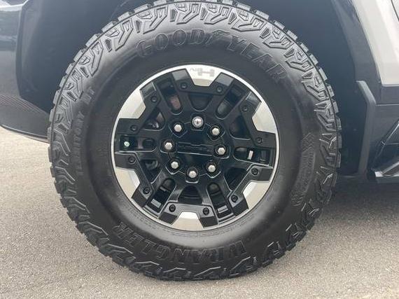 GMC HUMMER EV SUV 2024 1GKB0RDC7RU108739 image